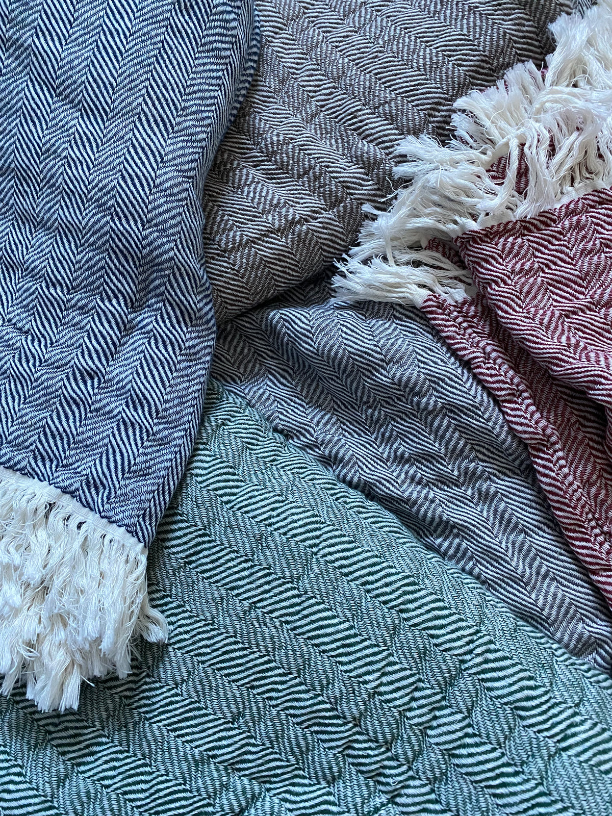 Cozy The Throw